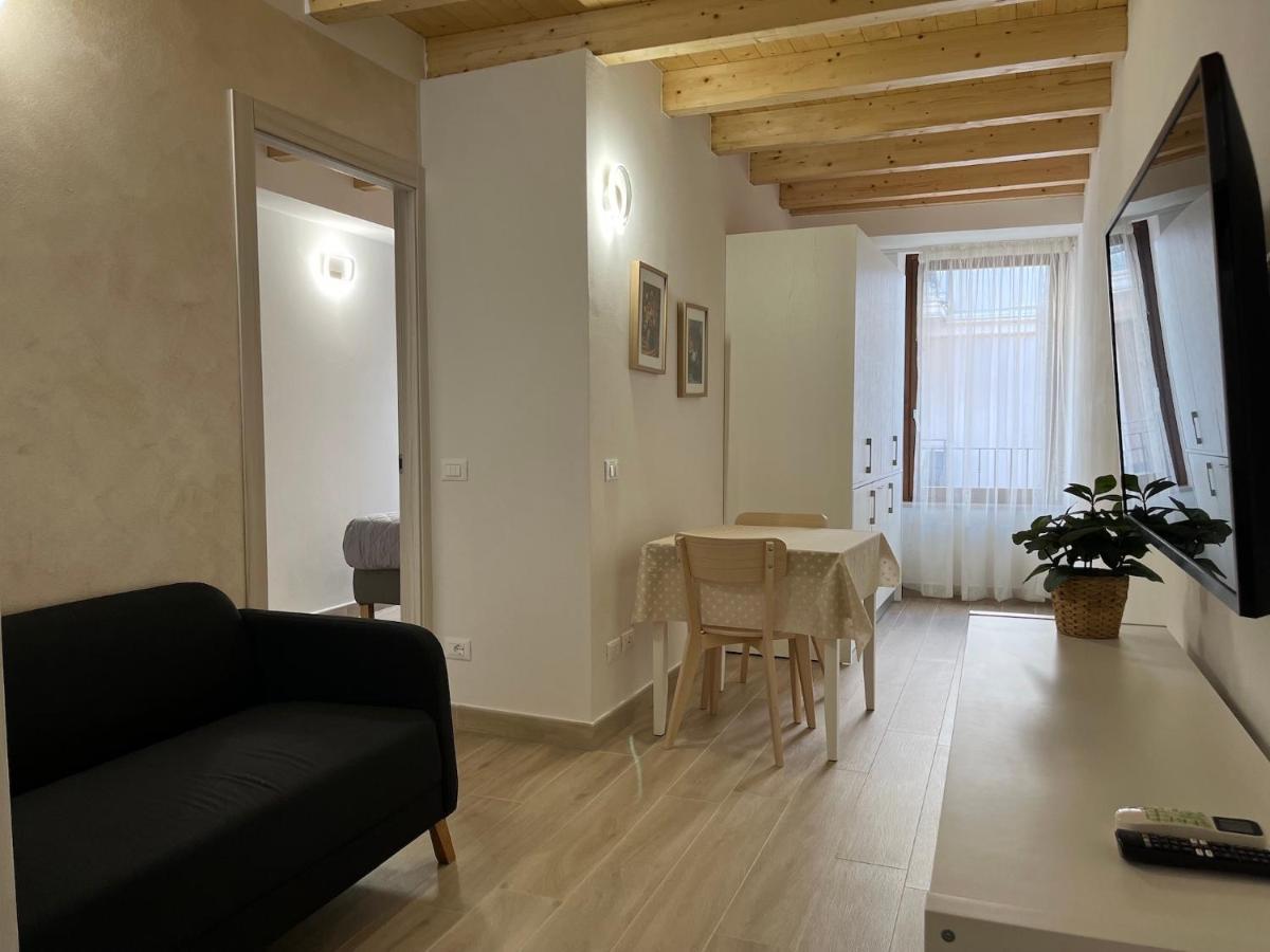 Anfite Apartments Santa Maria Desenzano del Garda Exterior foto