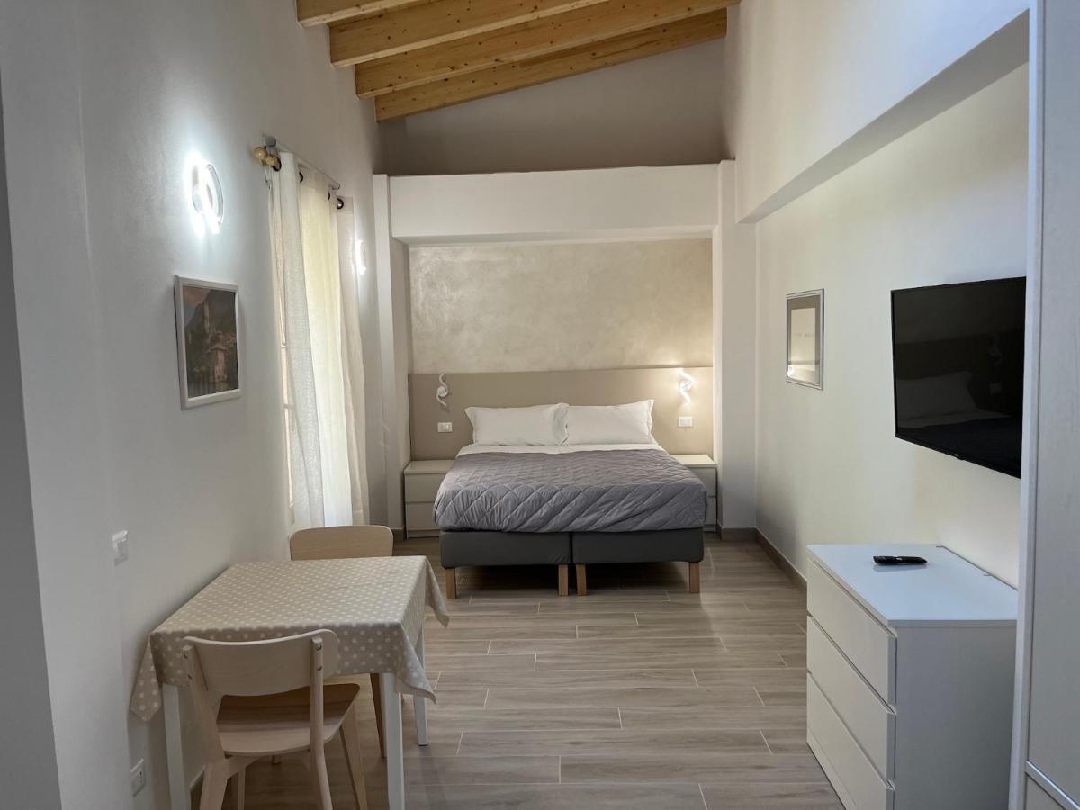 Anfite Apartments Santa Maria Desenzano del Garda Exterior foto